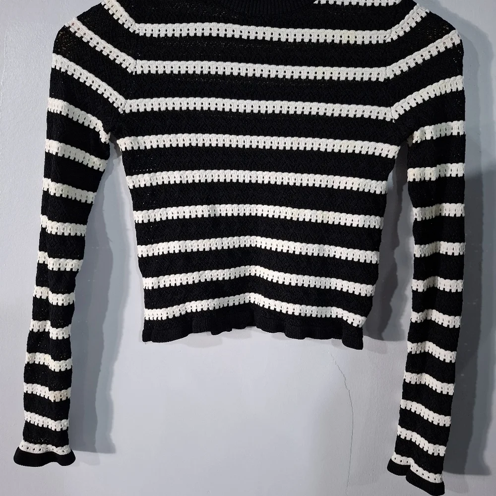 ZARA Black White Knitted Striped Cropped Long Sleeve Jumper, Size S